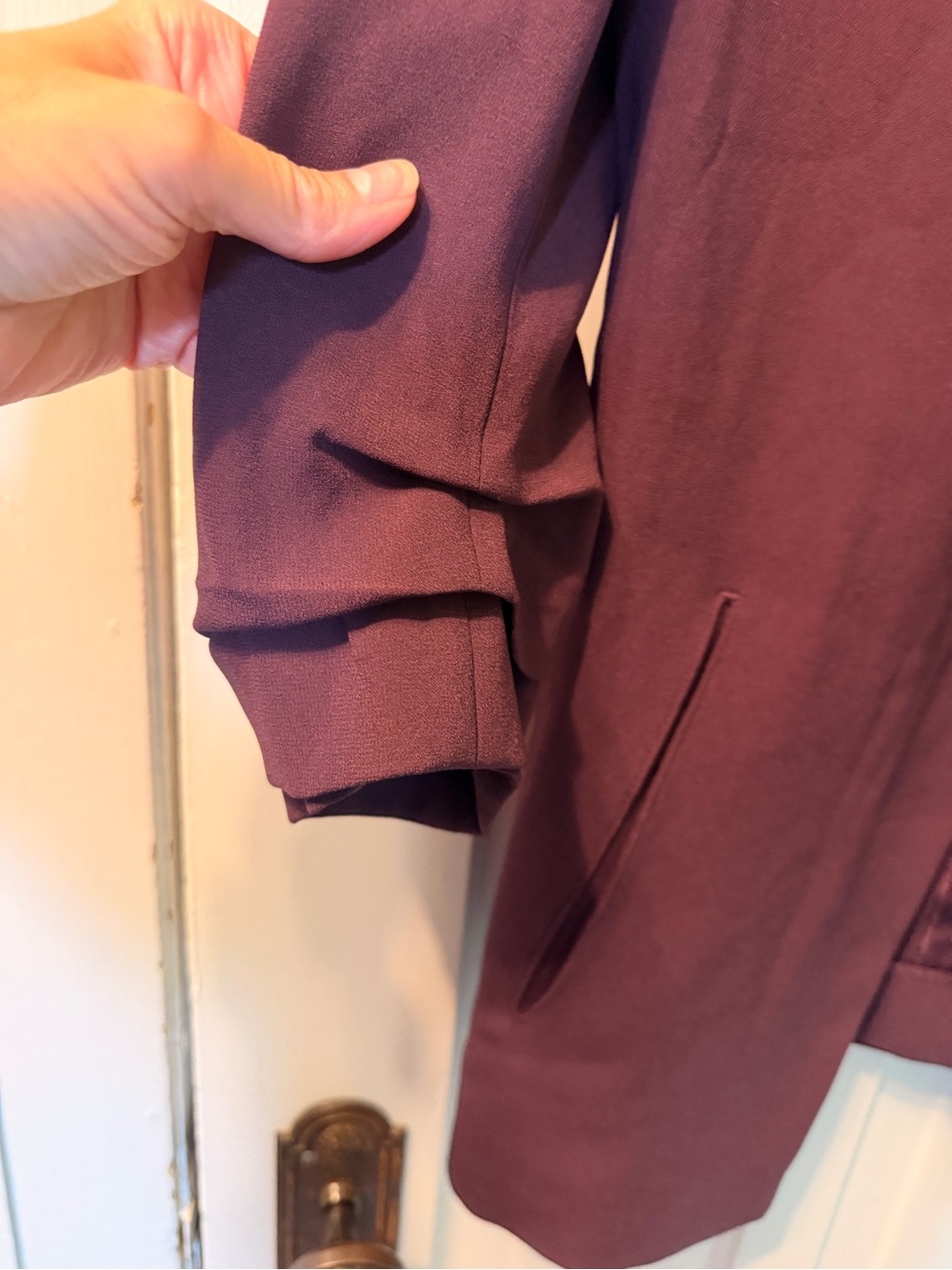 Babaton Open-Front Blazer in Deep Plum size 00 - Picture 4 of 10